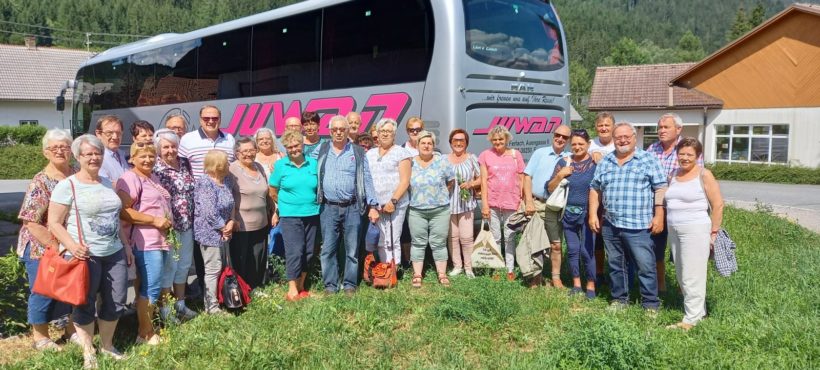 Kräuterwanderung in Weißbriach mit Christl Enzi