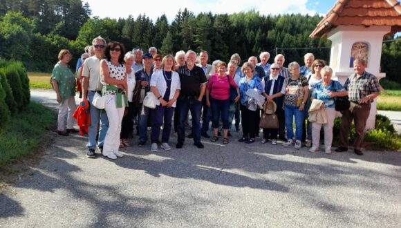 Die Mitglieder der Ortsgruppe St.Paul i.Lav. waren auf großer Fahrt. Die Mitglieder der Ortsgruppe St.Paul i.Lav. waren auf großer Fahrt.